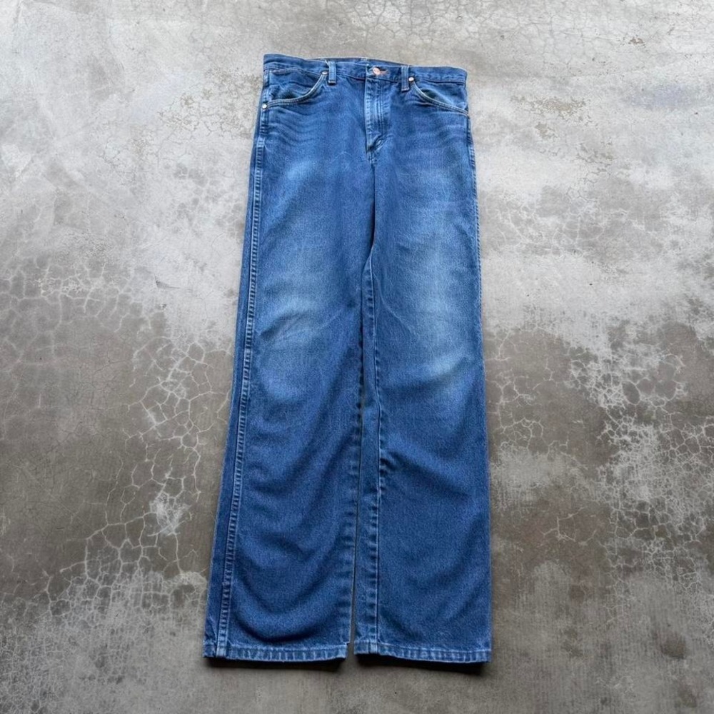 Vintage 90's Wrangler 13MWZ Cowboy cut faded blue western straight denim jeans